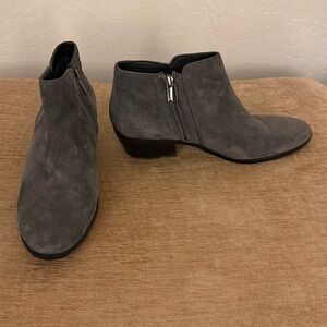 Sam Edelman ankle boots. Size 8.5. Gray.